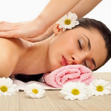 Back and Shoulder Massage Therapy – Oasis Massage Salon